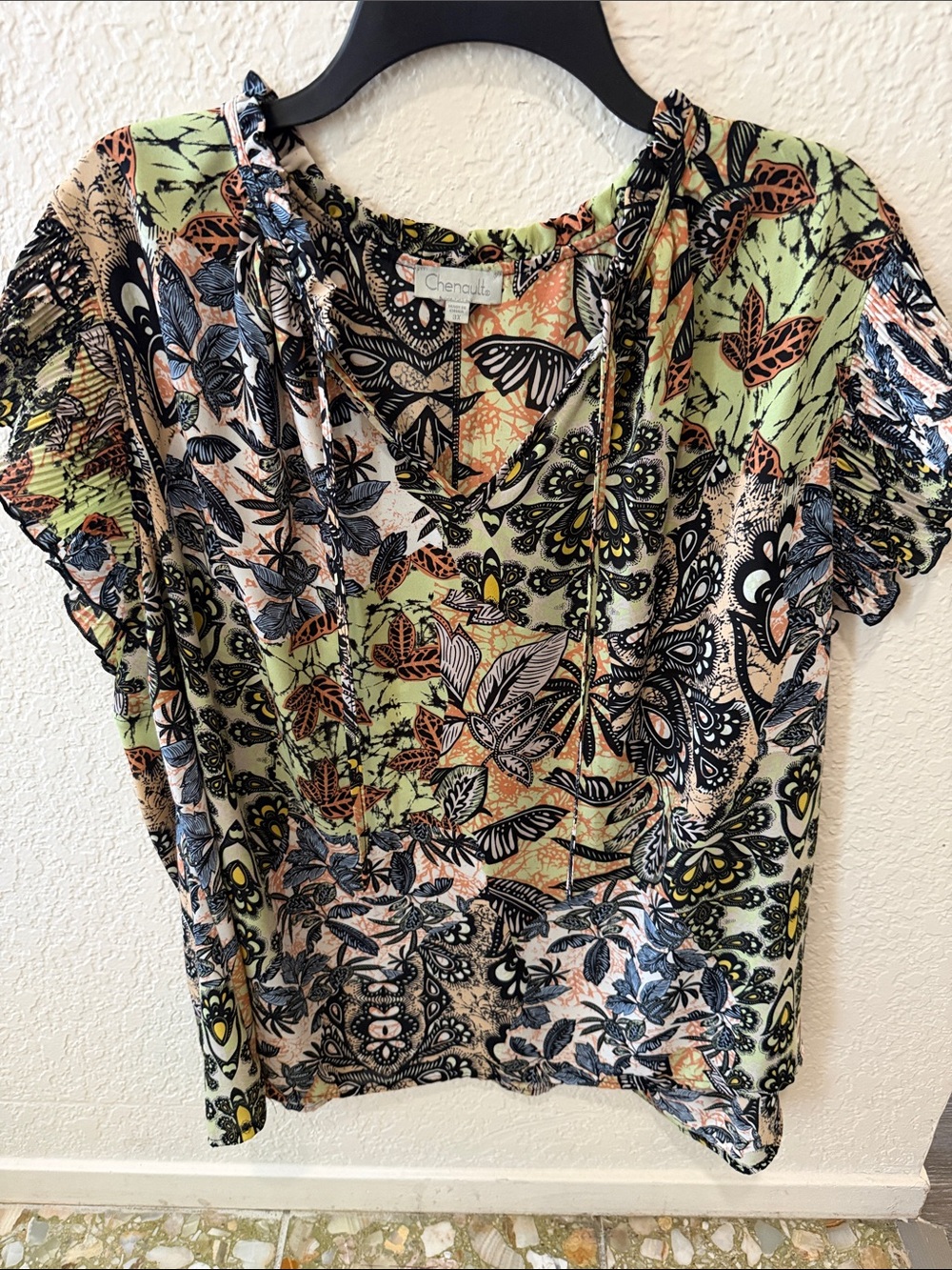 Chenault Multi-Color Floral & Leaf Print Short Sleeve Blouse